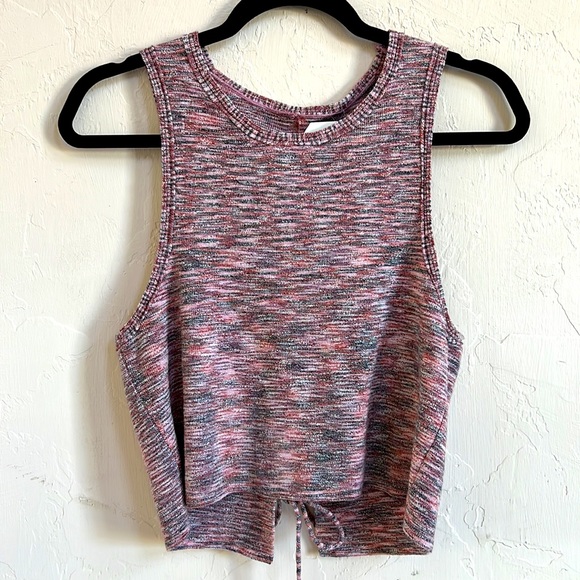 FREE PEOPLE NWT Crop Sweater Tank SIZE M/L - Picture 2 of 7